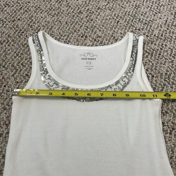 Old Navy White Tank Top with Shiny Detail Around Neck. EUC - Picture 7 of 9